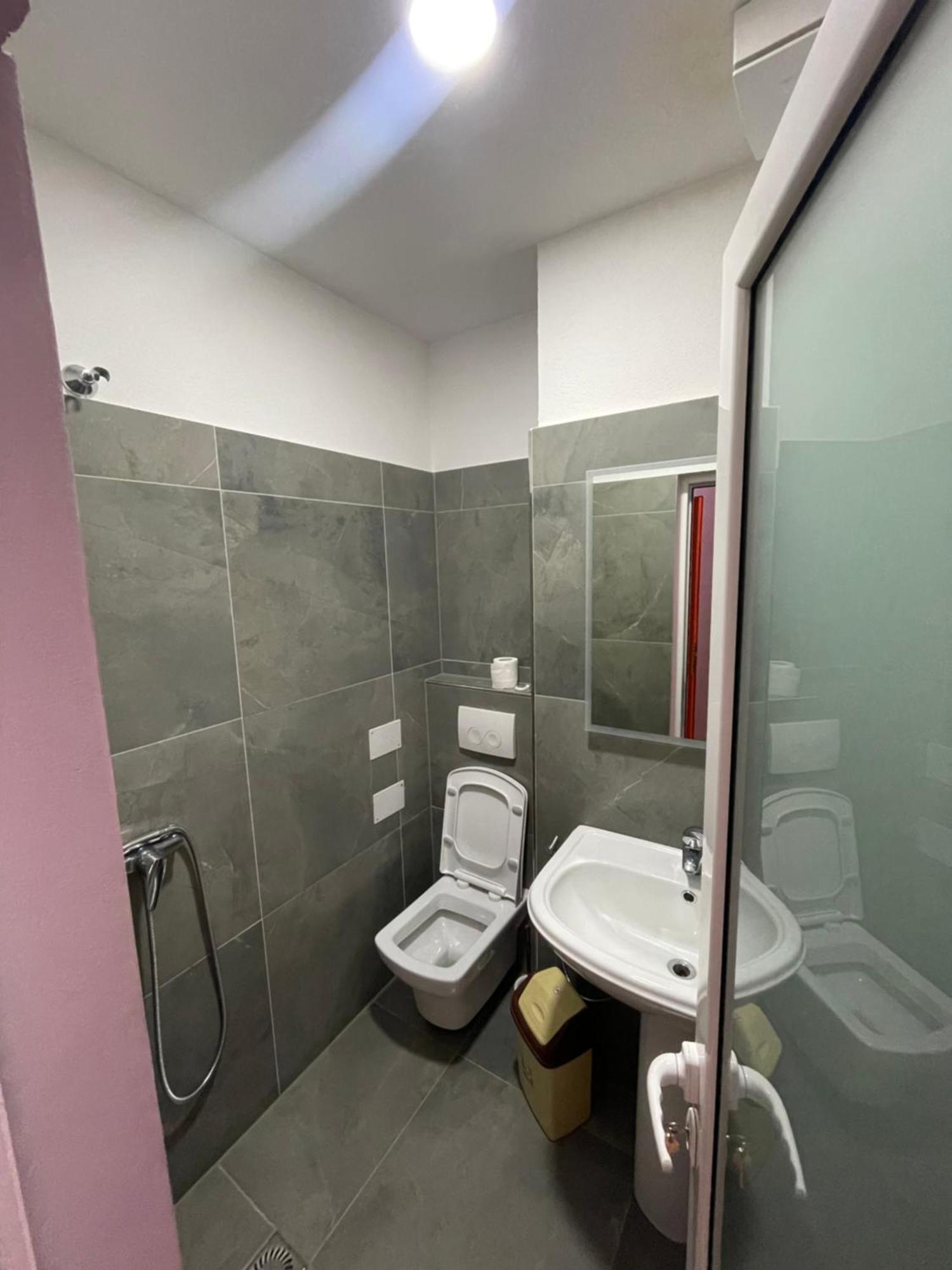 Lura Hotel Fushe-Lure Dış mekan fotoğraf