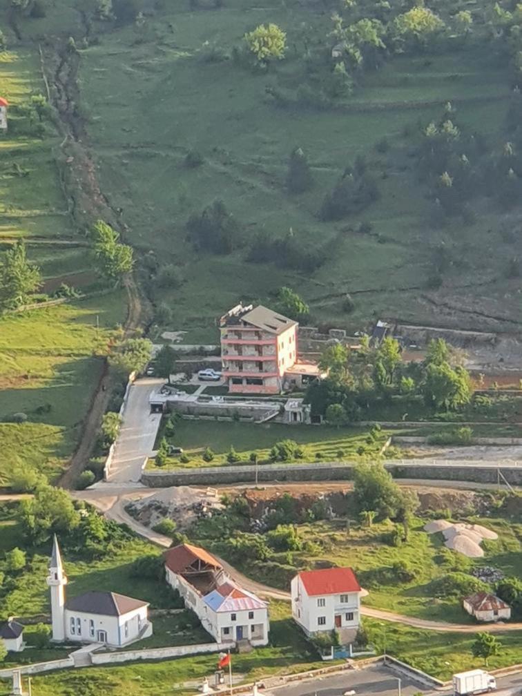 Lura Hotel Fushe-Lure Dış mekan fotoğraf