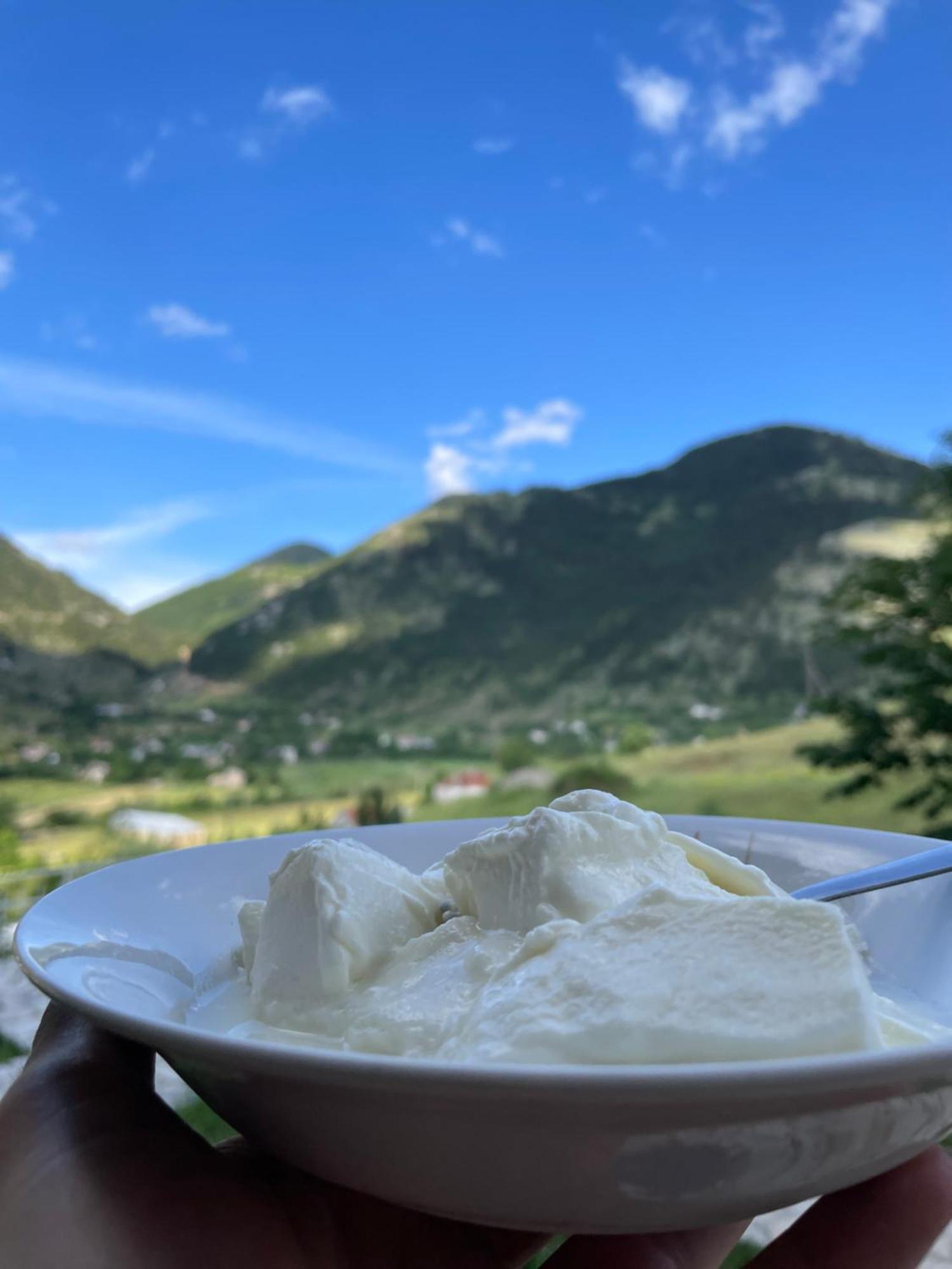 Lura Hotel Fushe-Lure Dış mekan fotoğraf