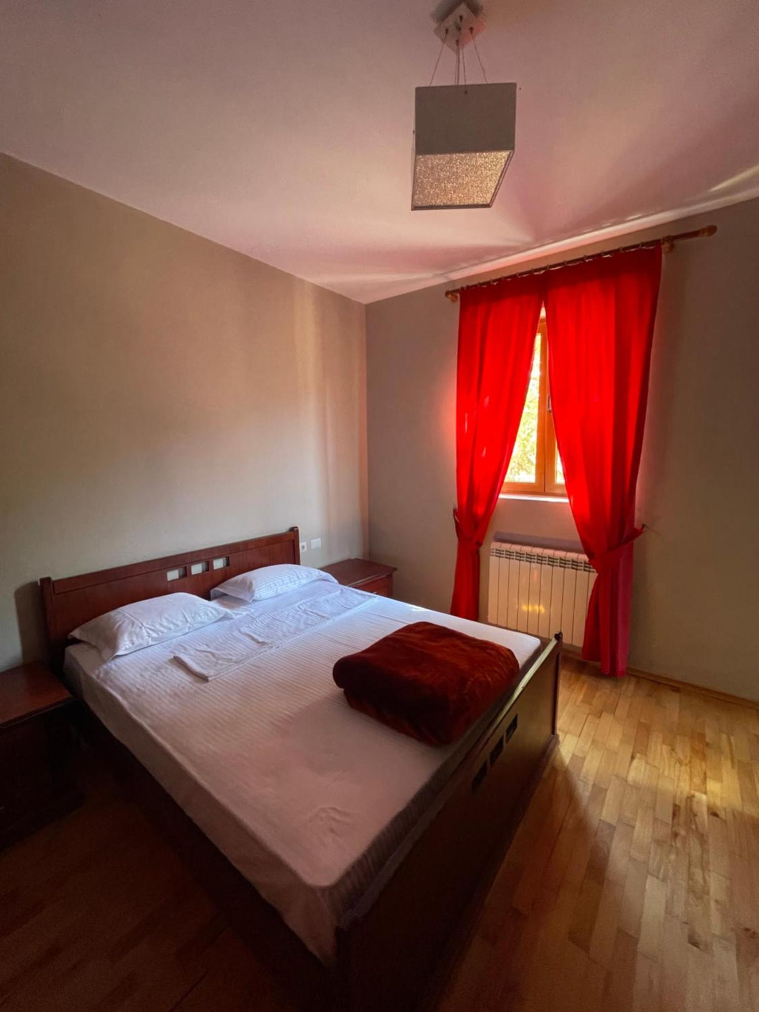 Lura Hotel Fushe-Lure Dış mekan fotoğraf